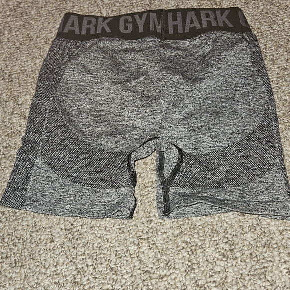 Gymshark shorts and capri size xs - Picture 2 of 4
